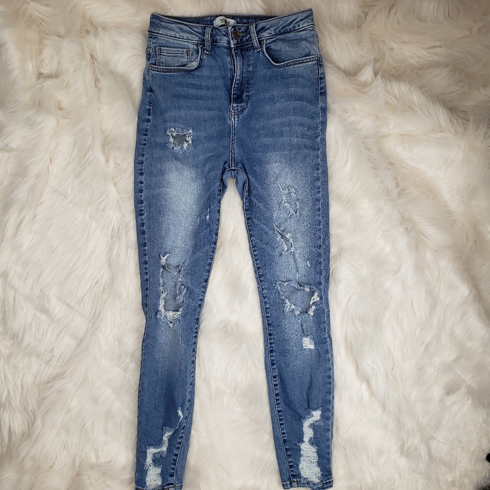 Forever 21 Distressed Jeans